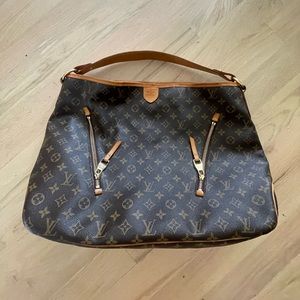 Authentic Louis Vuitton delightful GM